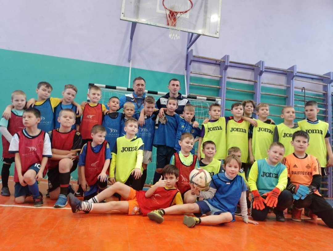 Перший досвід юних футболістів