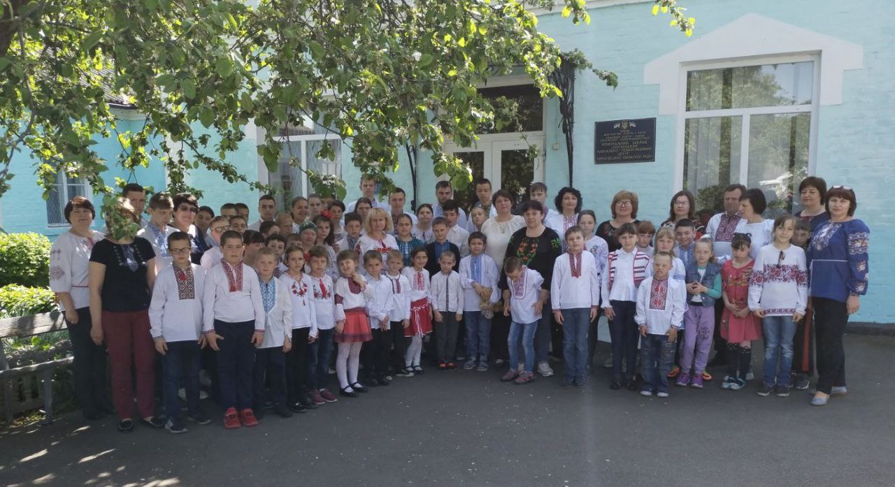 Лілія Саприкіна: “Пів року була секретарем селищної ради, але повернулася до дітей. Я тут потрібніша…»