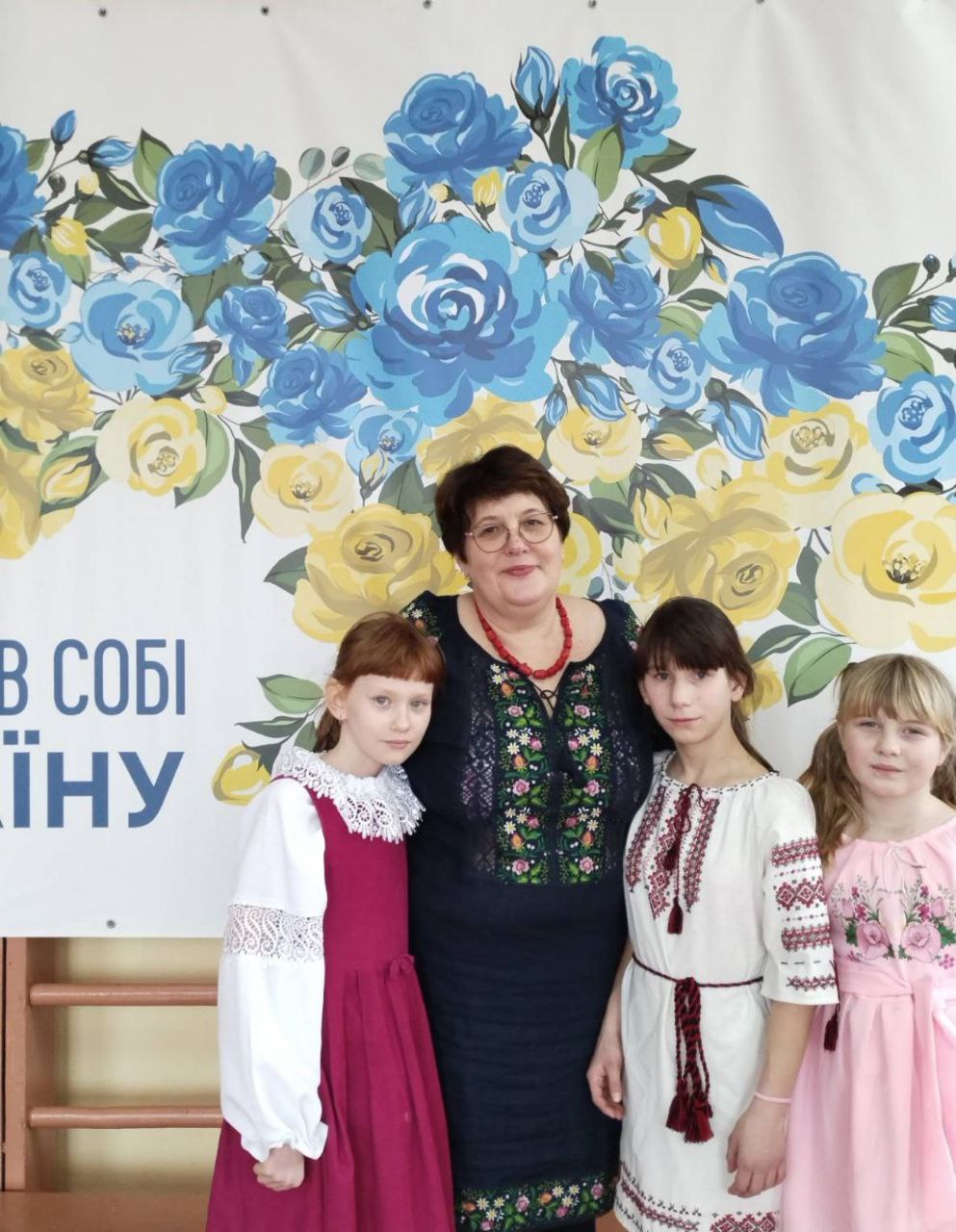 Лілія Саприкіна: “Пів року була секретарем селищної ради, але повернулася до дітей. Я тут потрібніша…»