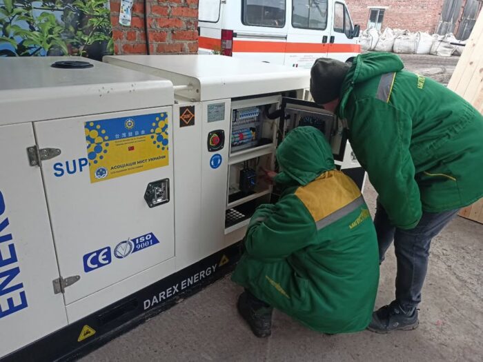 Сосницька громада отримала 30-кіловатний генератор від Тайваню