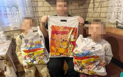 У Сосниці 39 дітей отримали подарунки завдяки благодійному розіграшу