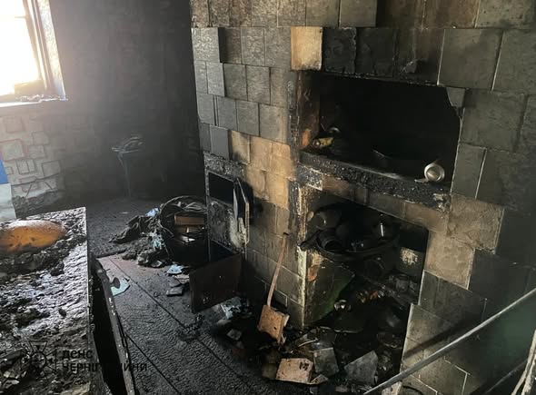 У селі Чорнотичі під час пожежі в будинку постраждав чоловік