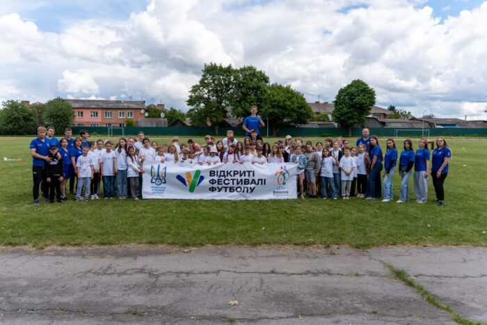 Школярі взяли участь у футбольному фестивалі в Сосниці