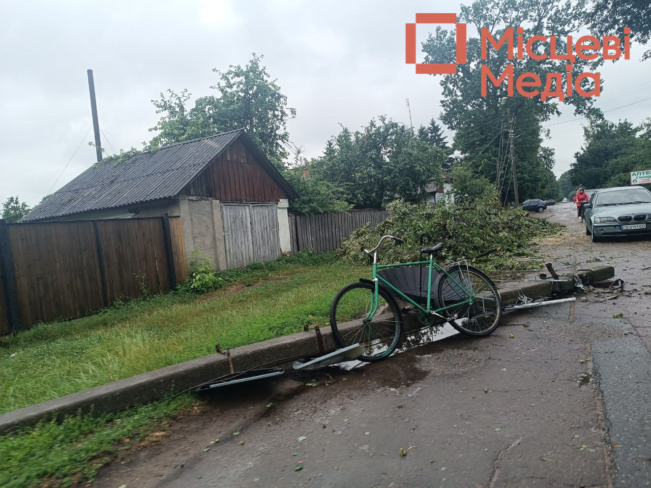 ФОТОФАКТ. Наслідки вчорашньої негоди у Сосниці