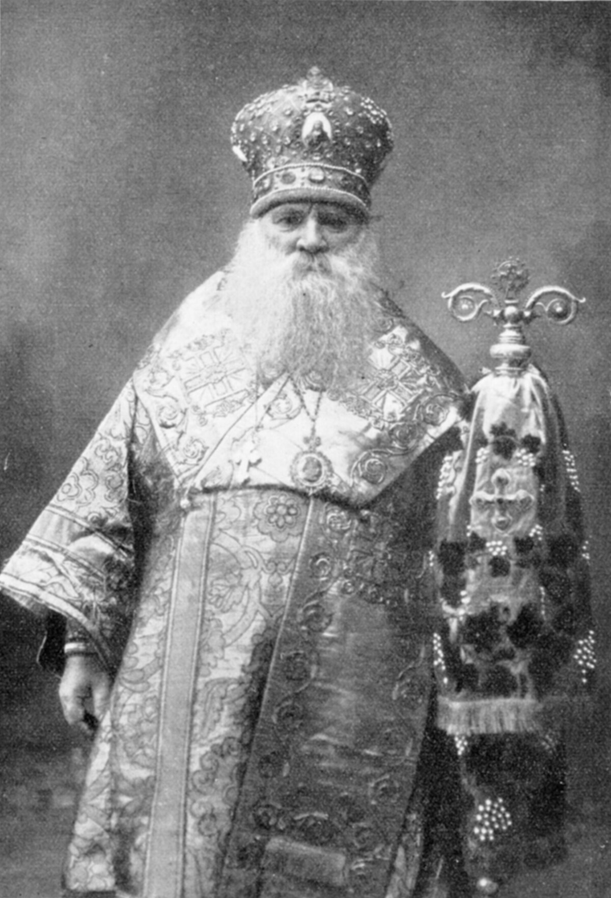 Той, хто вів папери: сосничанин Василь Потієнко і десять років української церкви